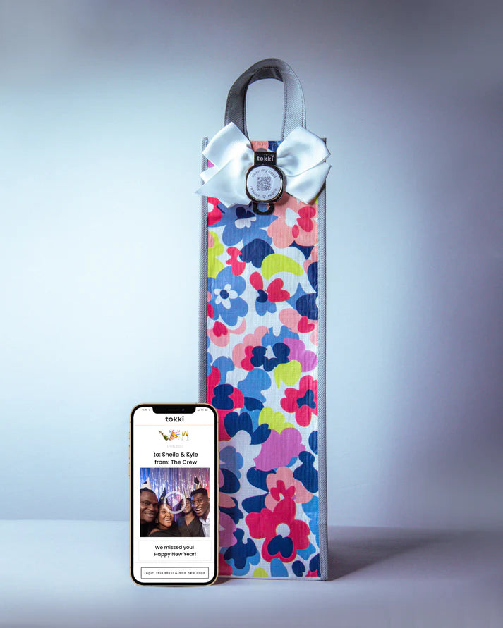 Play | Qr Card + Gift Bag
