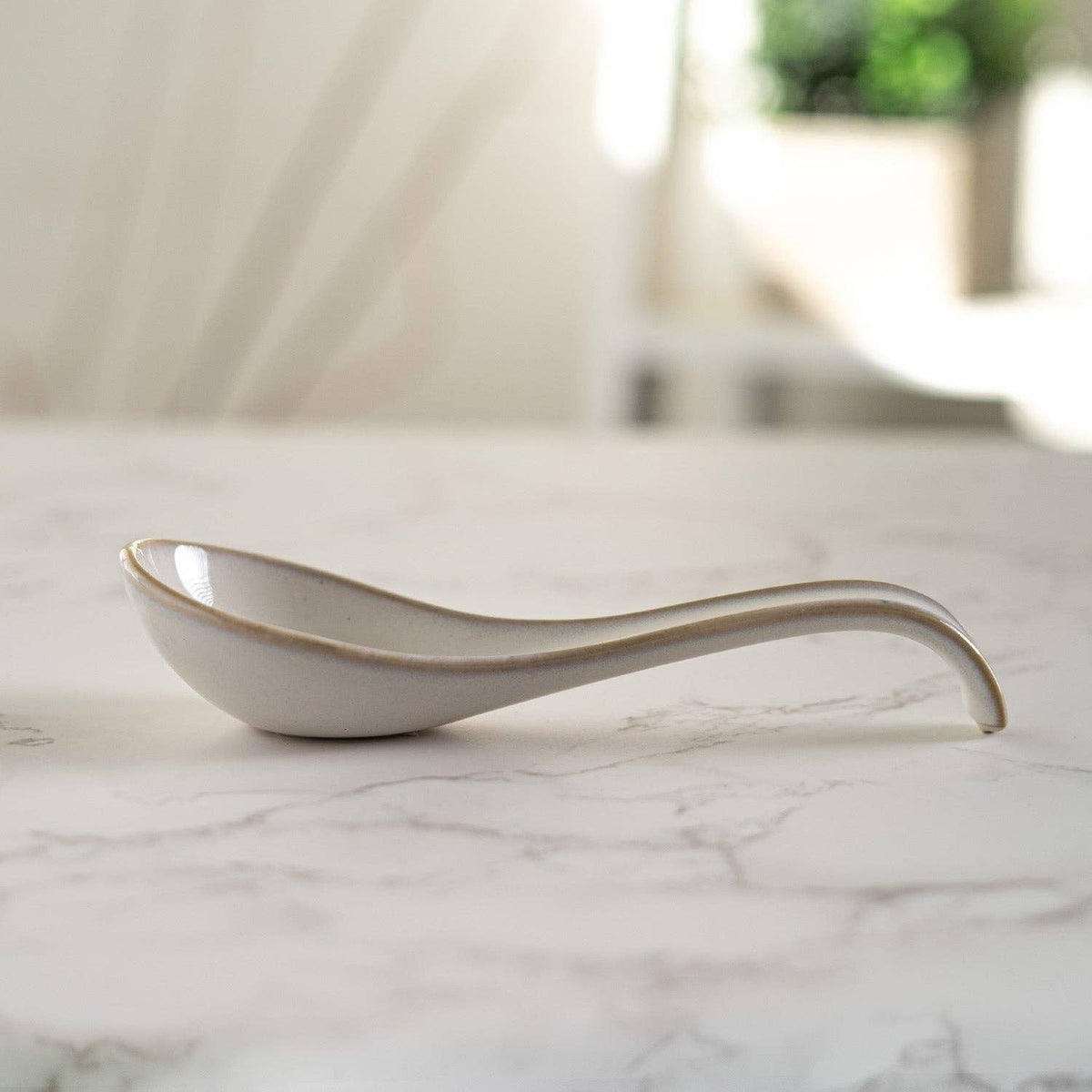 5.9"L Porcelain Soup Spoon White (10/240)