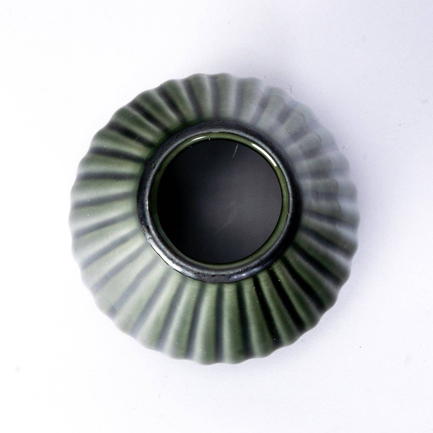 Matcha Whisk Dark Green Porcelain Stand