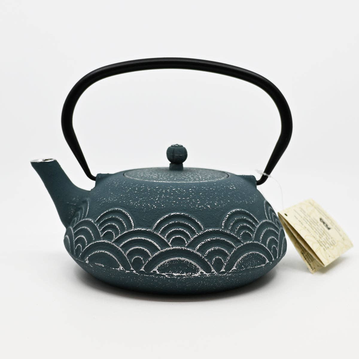Blue Seigaiha Design 40oz Cast Iron Tea Pot
